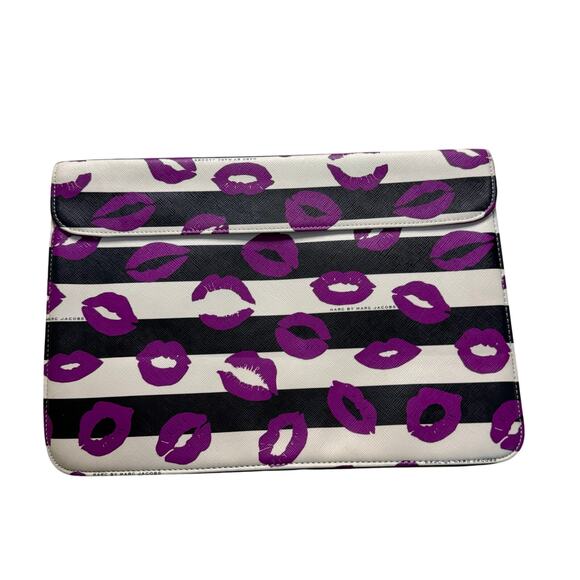 Marc by Marc Jacobs Striped Purple Lips Laptop Sleeve / Case - Picture 1 of 8